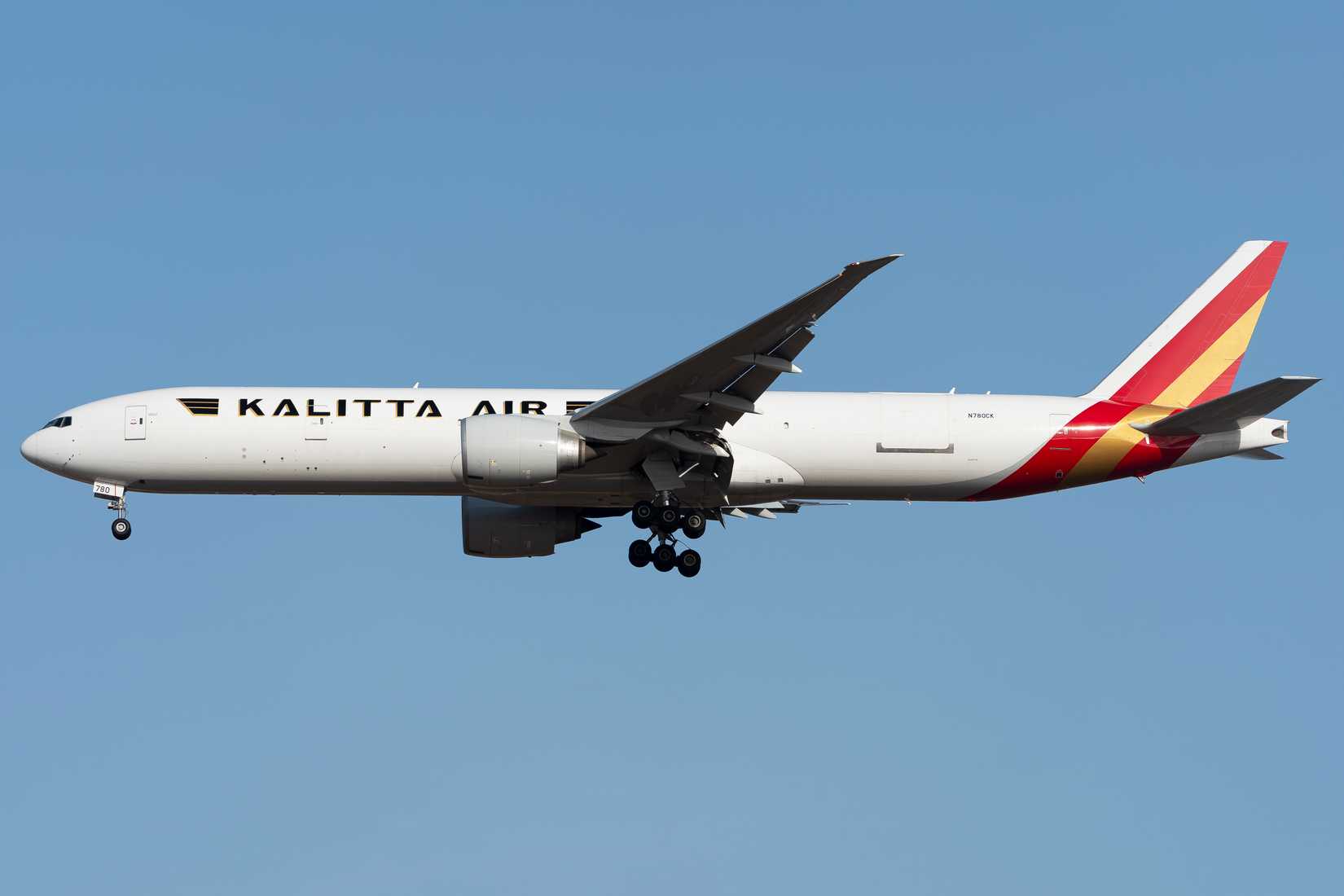 Kalitta Air Boeing 777-300ERSF On Approach
