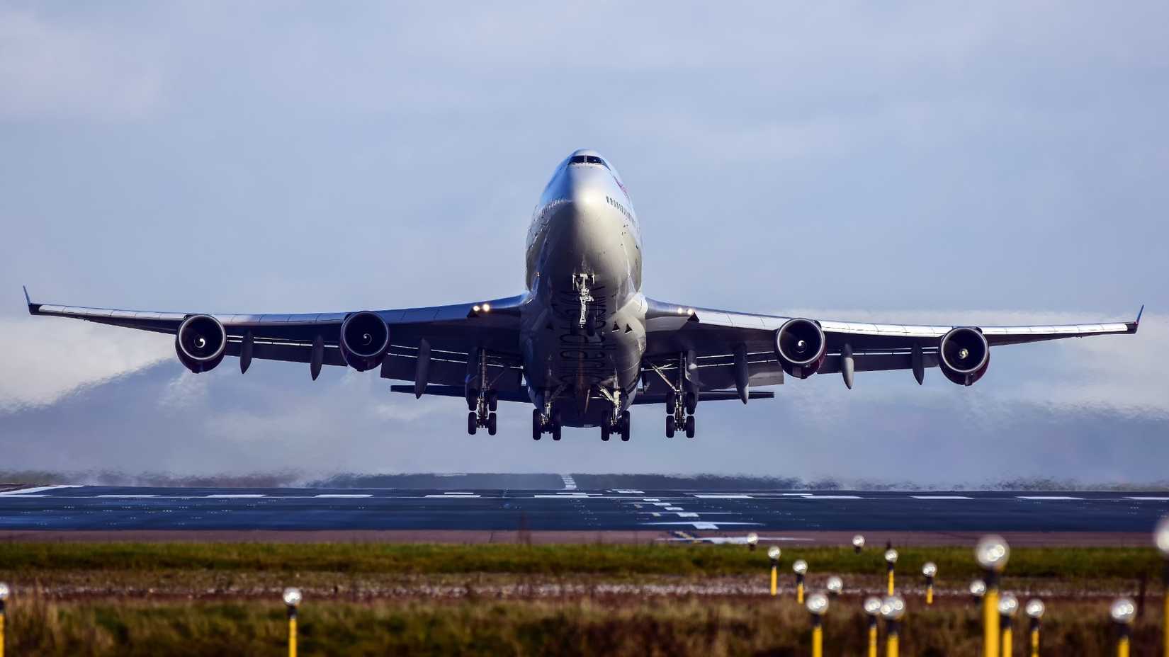 Boeing 747 Departure Front View