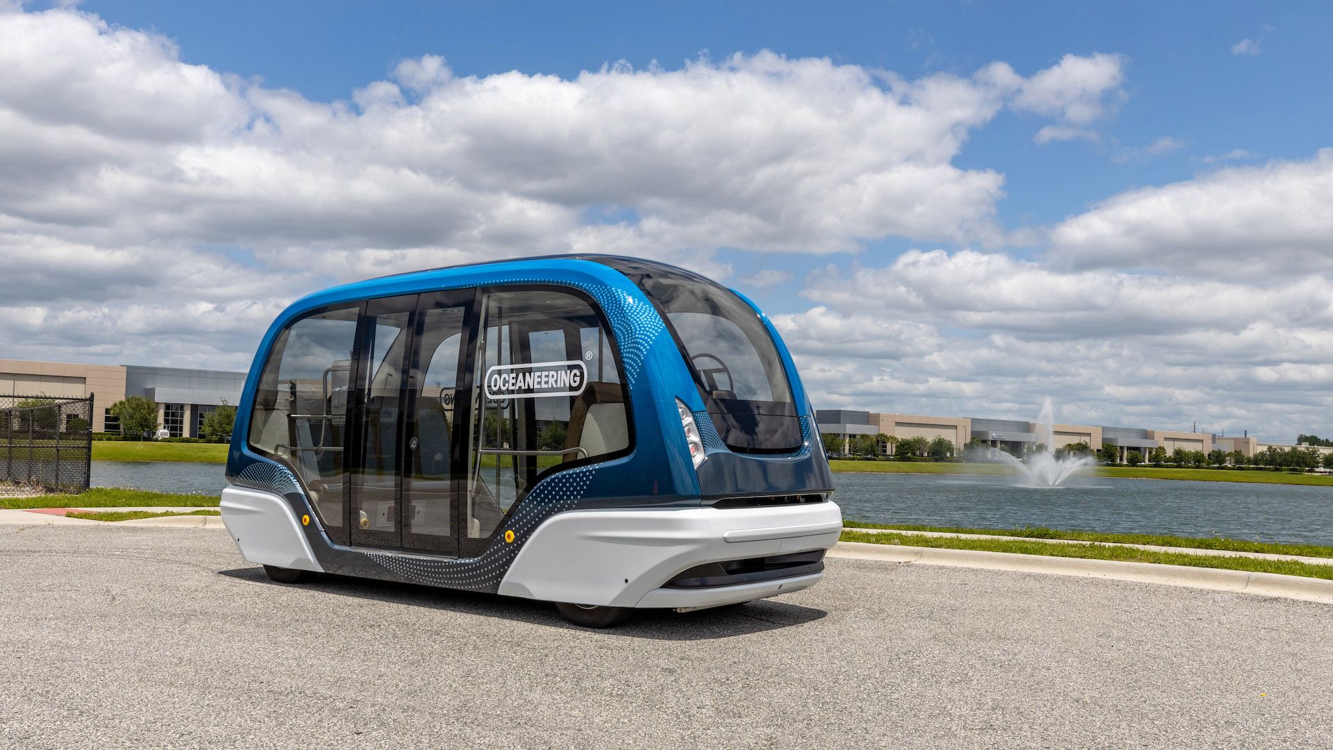 See The Future: Newark’s Newest Airport Shuttles Have No Drivers