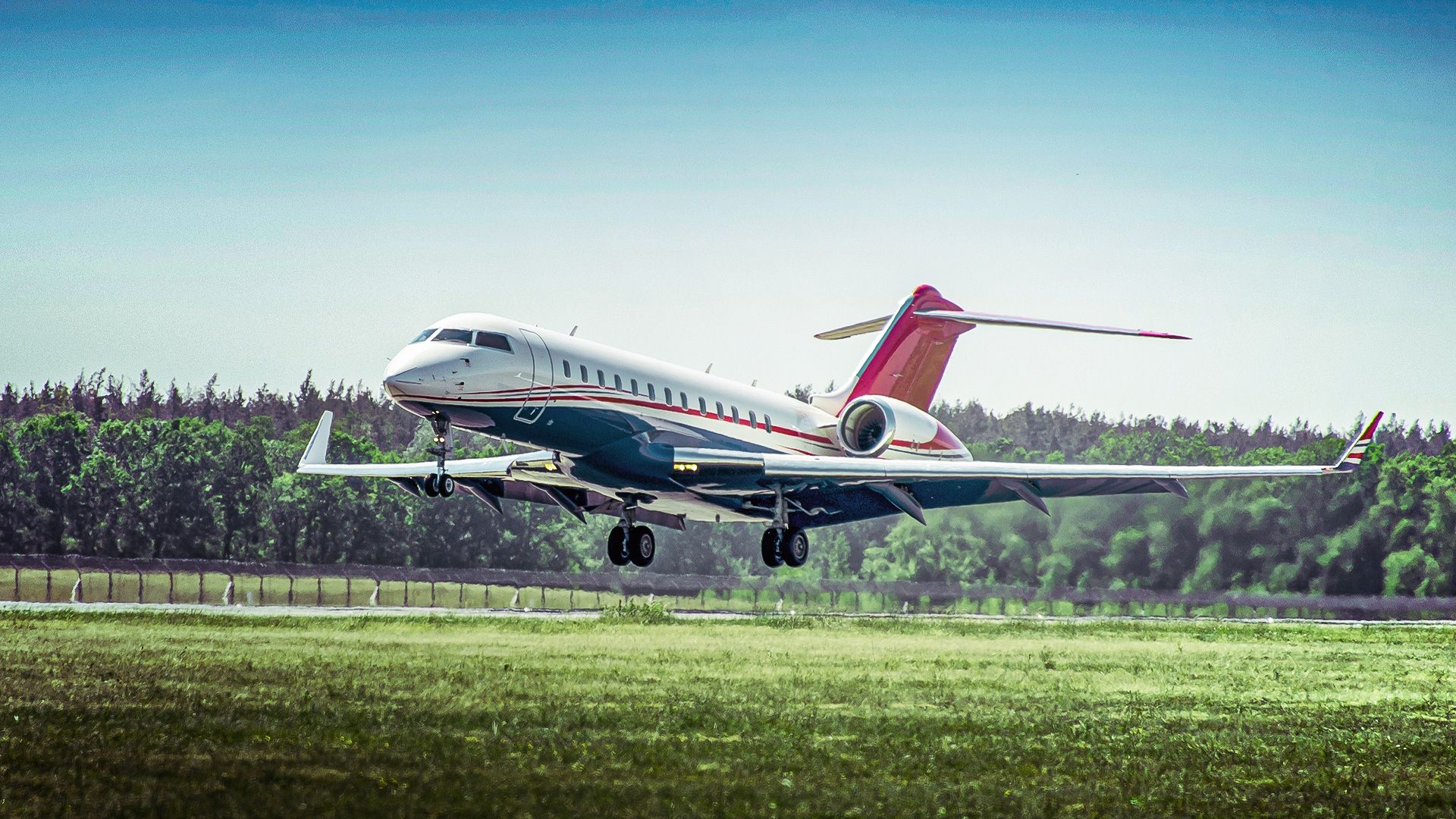 5 Soccer Stars With Luxurious Private Jets