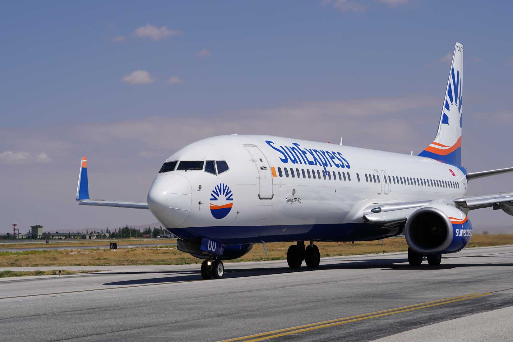 SunExpress Boeing 737-800