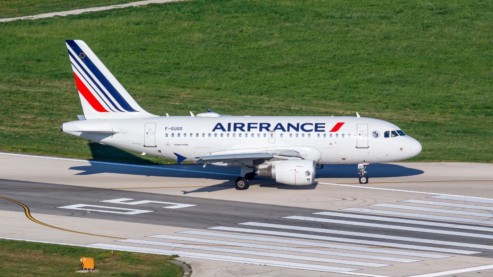 End Of The 'Baby Bus' Era: Air France Sells One Of Its Last Airbus A318s