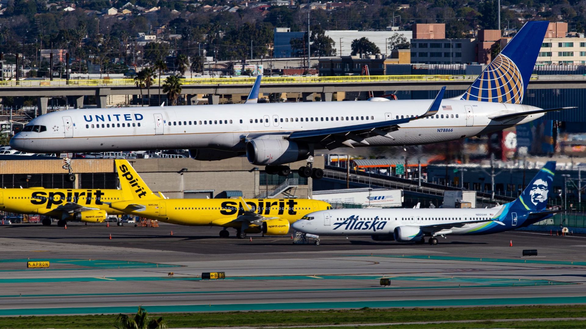 why-united-paid-30-million-for-gates-its-ceo-swore-he-did-not-want/