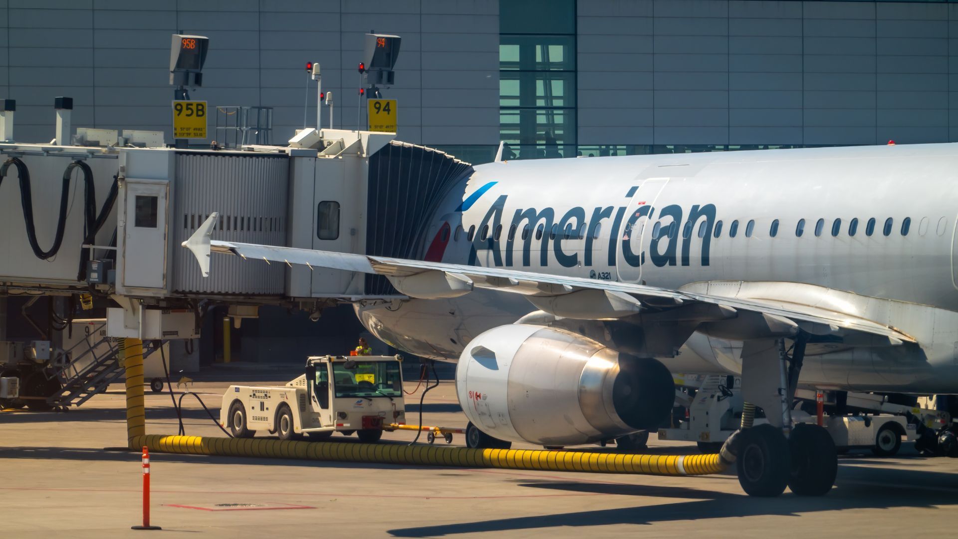 American Airlines A320 at gate