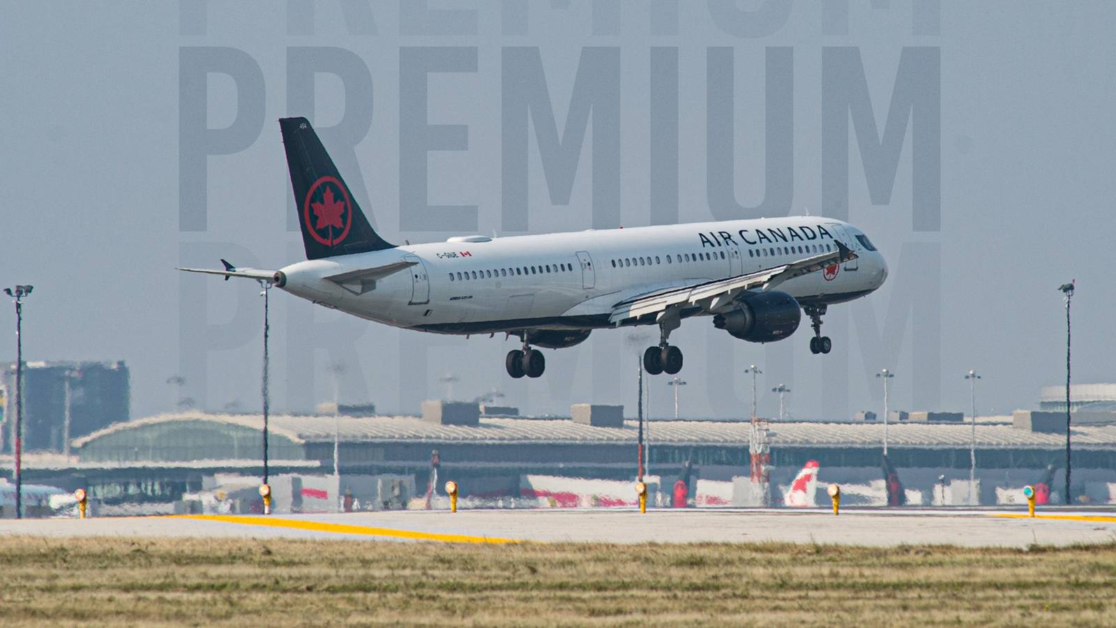 Which Of Air Canada's Airbus A320 Family Aircraft Have The Most Premium Seats?