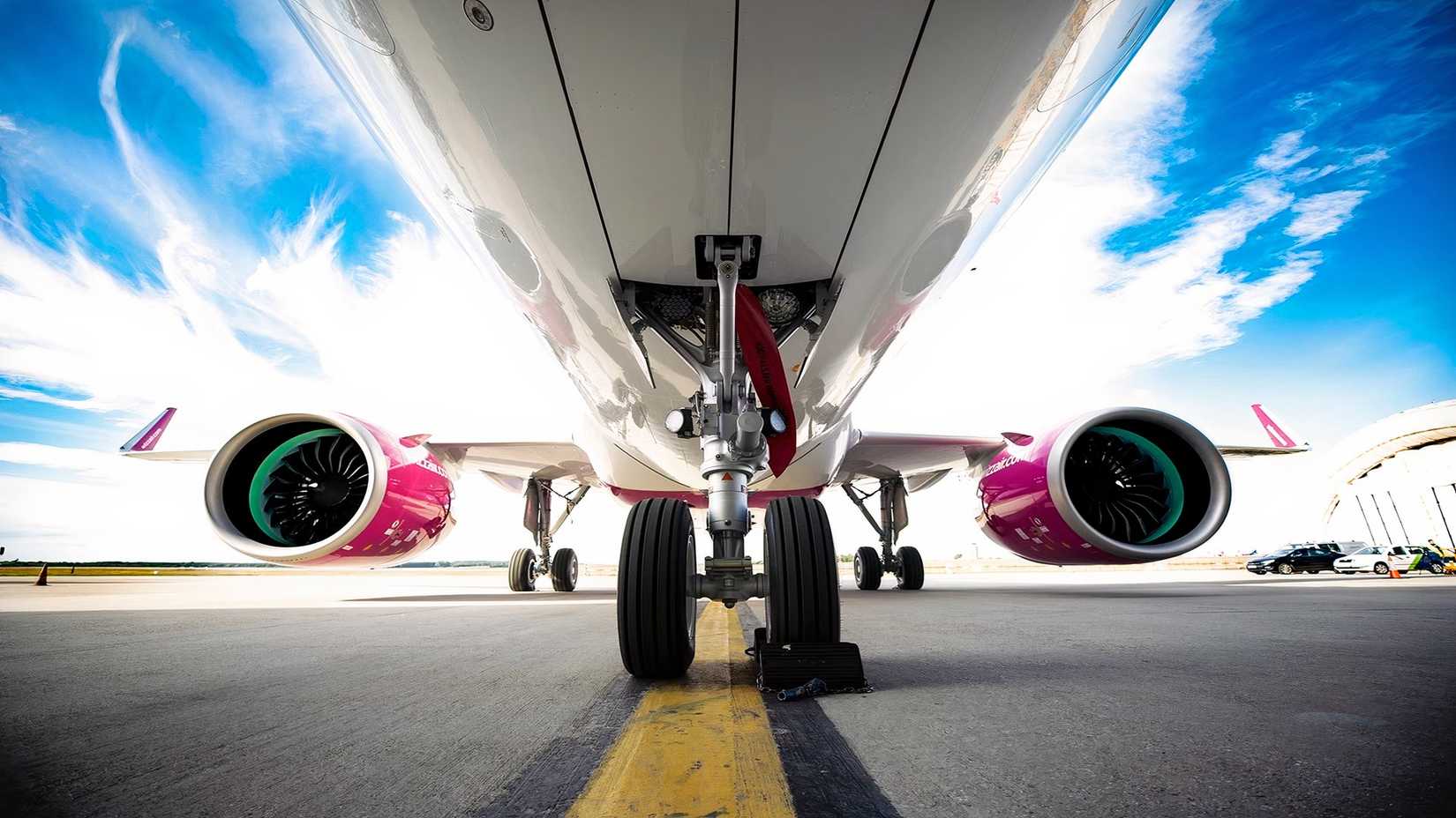 Wizz Air Airbus A321 on the ground