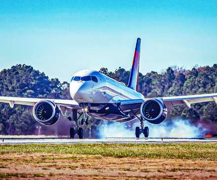 835 - Delta Air Lines Airbus A220 - Delta