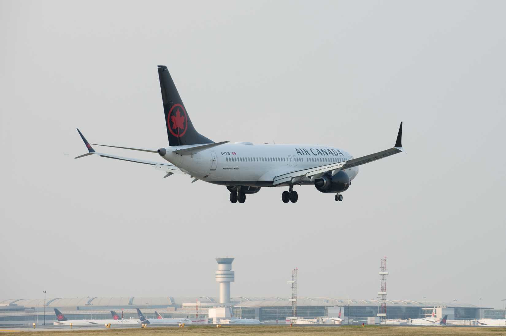 Air Canada Boeing 737 MAX 8 3