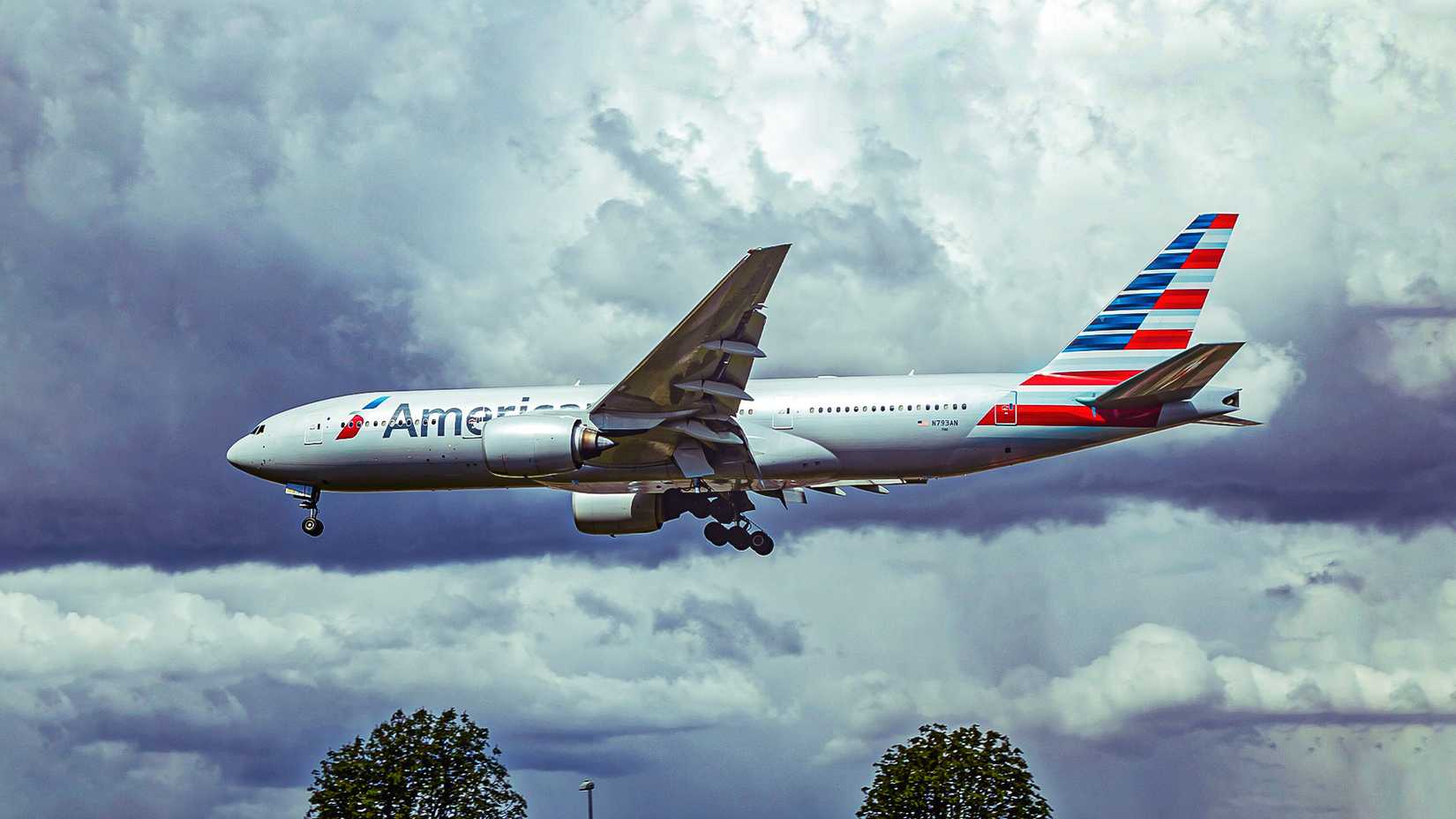 American Airlines Boeing 777-200 Custom Thumbnail