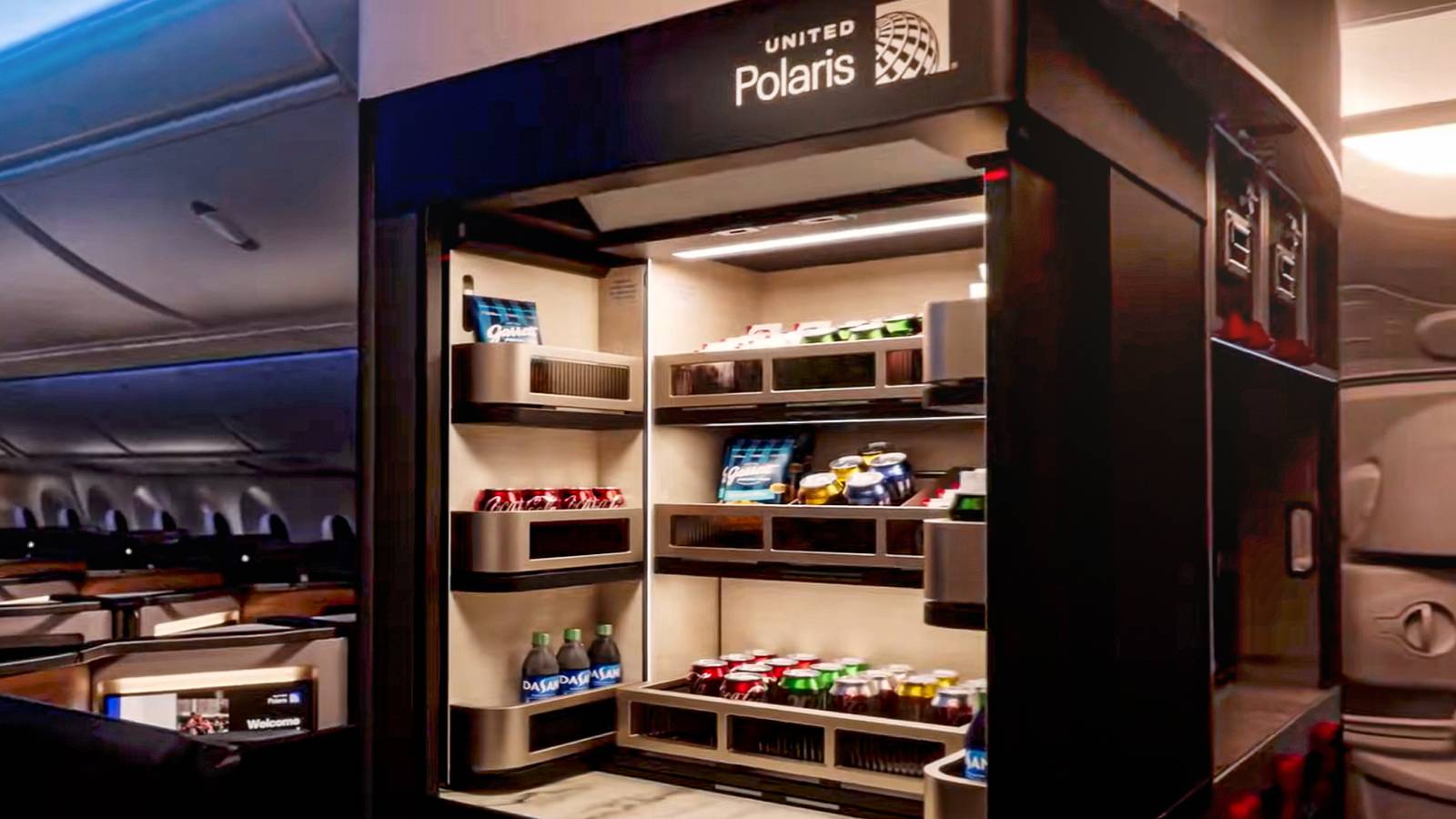 United Airlines Debuts Polaris Studio Suites on Boeing 787-9