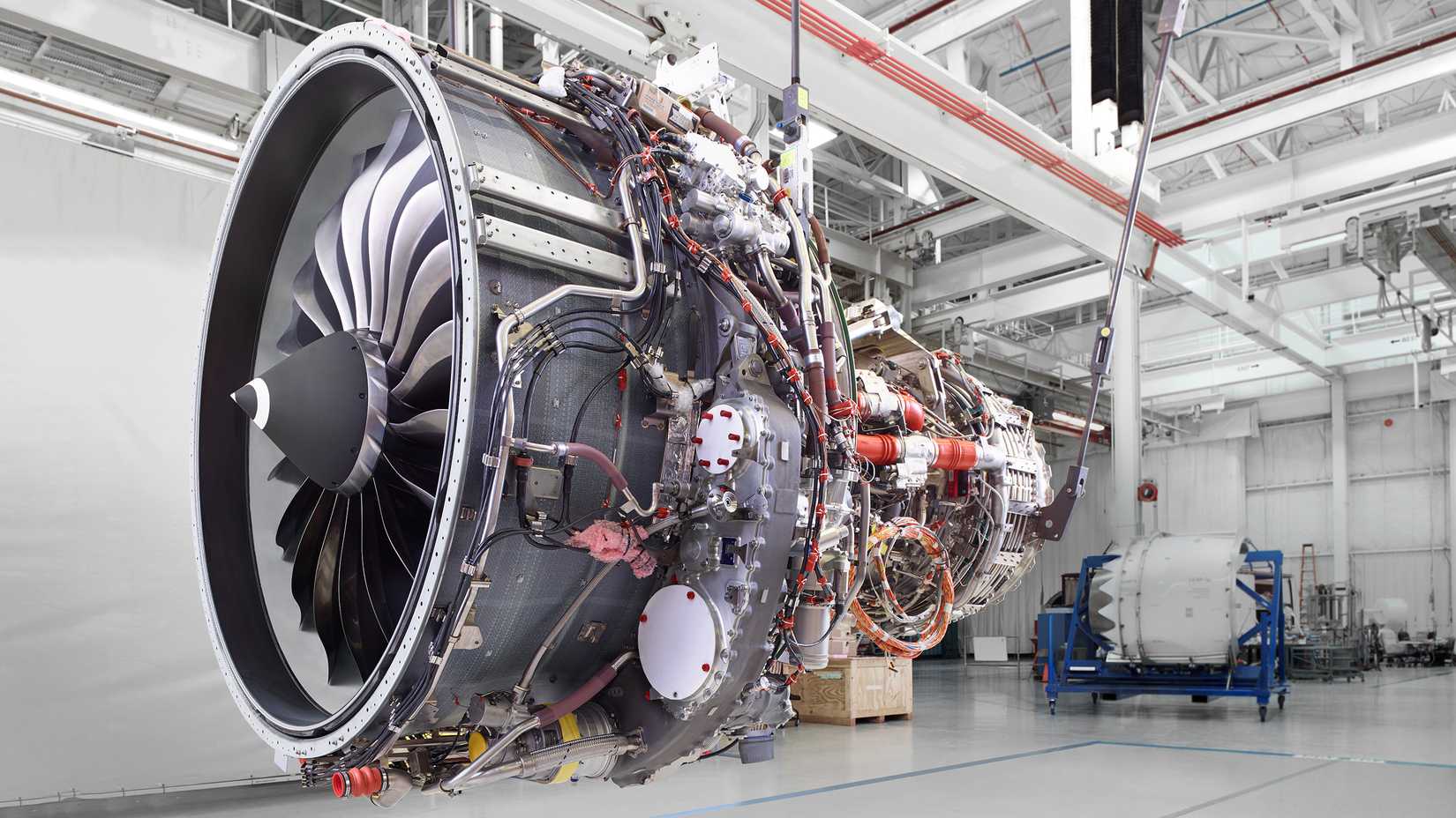 commercial_leap-1a-gray-cropped_2022 (1)