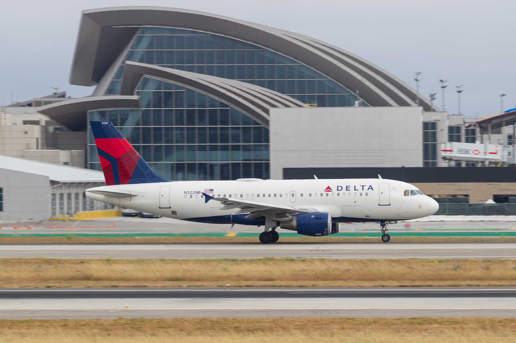 Delta Air Lines Airbus A319ceo LAX