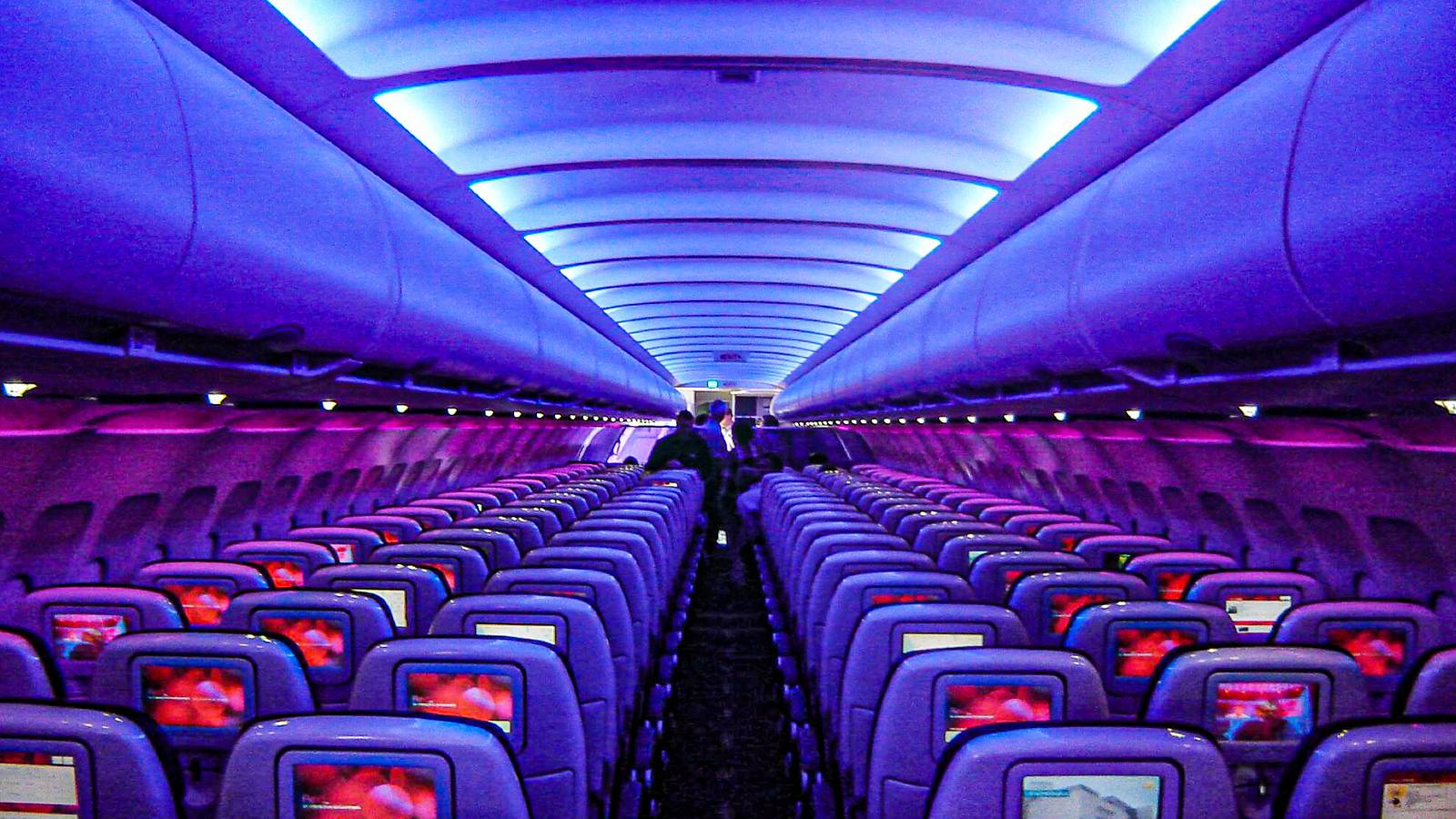 Do Airlines Make Money From Economy Seats?
