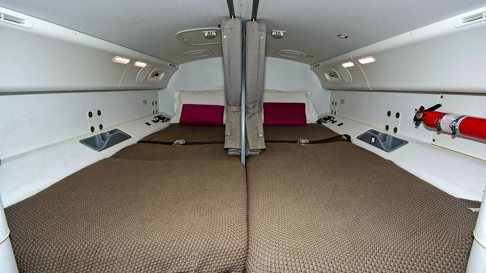 5 Hidden Areas Inside Modern Passenger Aircraft Passengers Never See