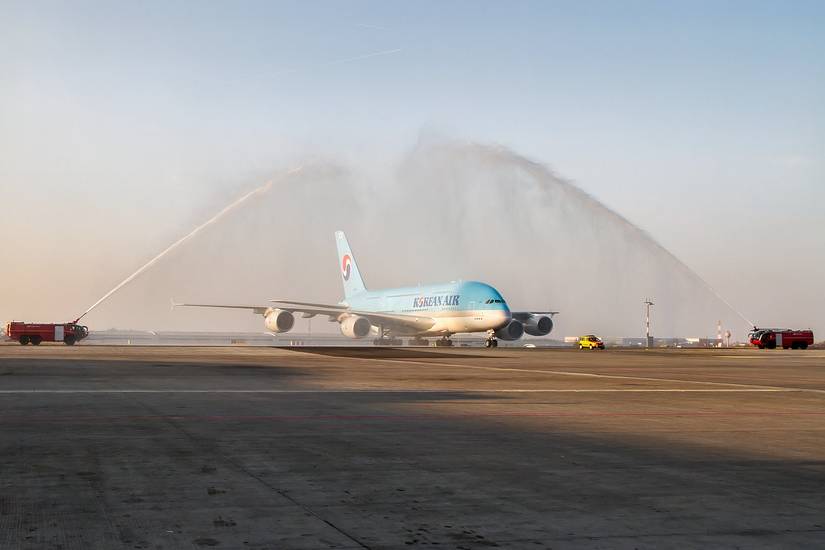 Korean Air Airbus A380 water arch