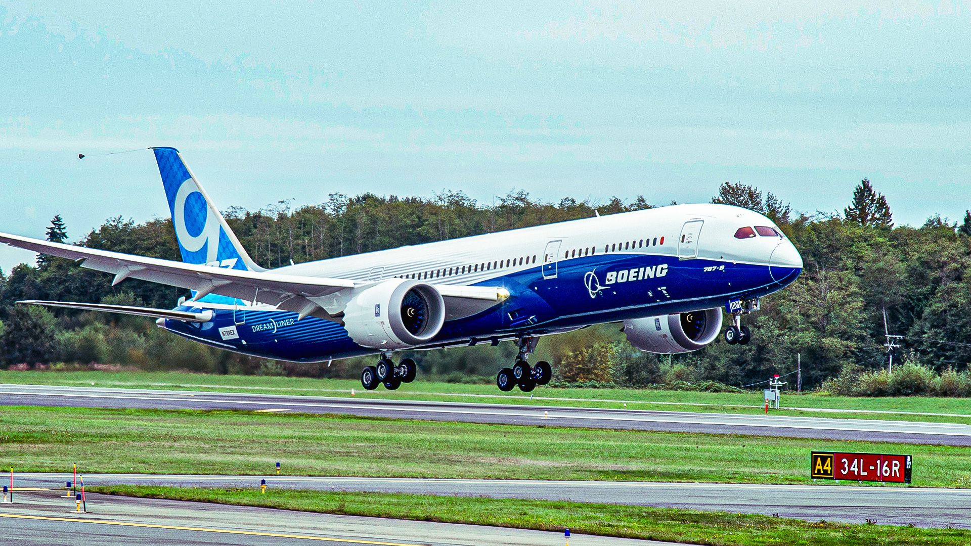 Before The Boeing 787 Vs. After: How It Changed Long-Haul Travel