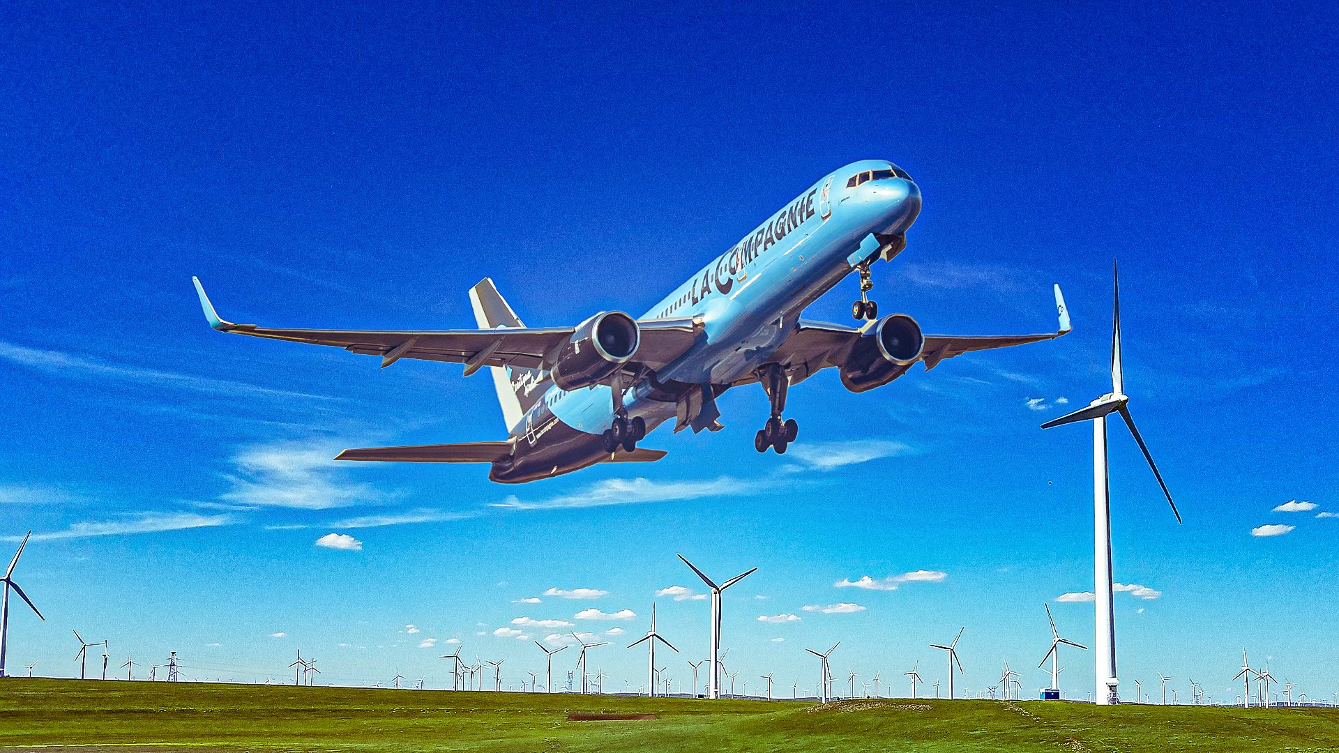 A La Compagnie Aircraft In The Sky