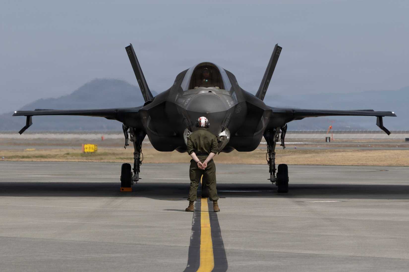 Pre-flight inspection on an F-35B Lightning II aircraft at Marine Corps Air Station Iwakuni, Yamaguchi Japan.