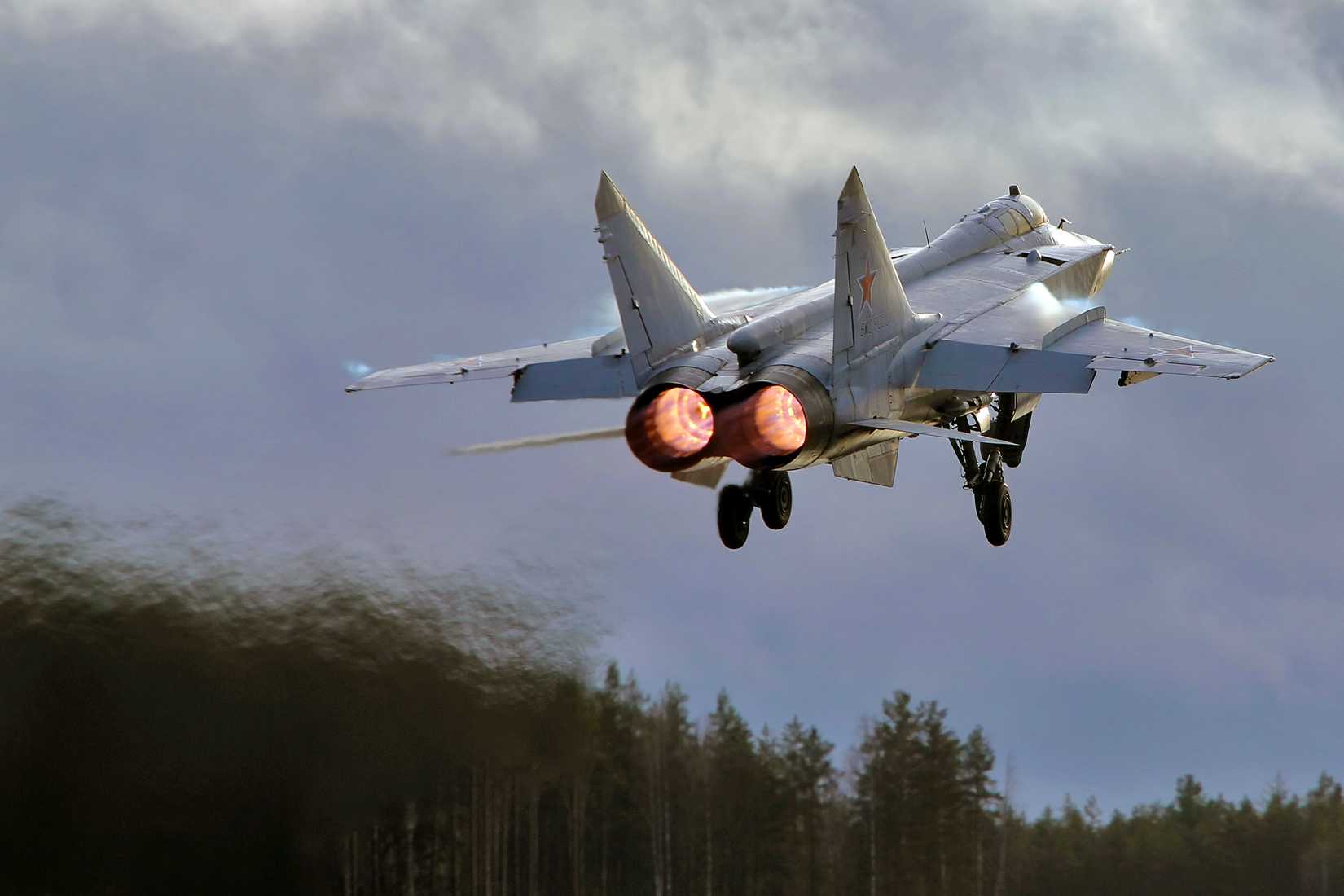 Russia air force supersonic interceptor MiG-31 in flight.
