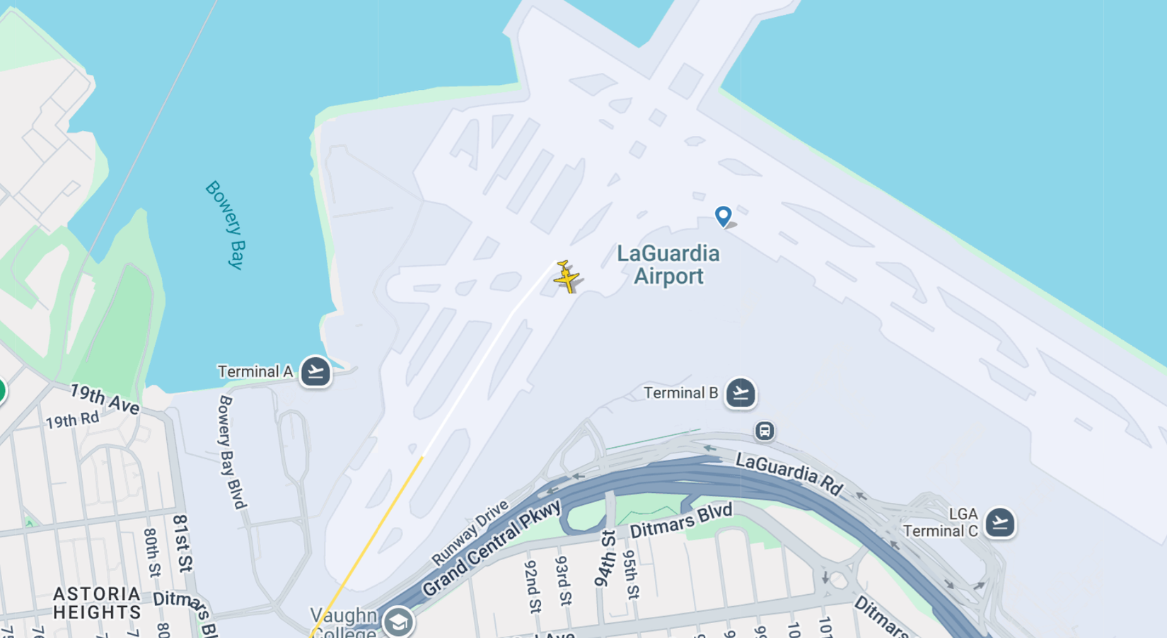 flightradar24 map jazz air crj900 laguardia