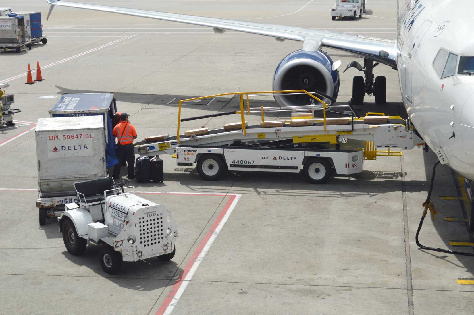 Delta Baggage Handlers