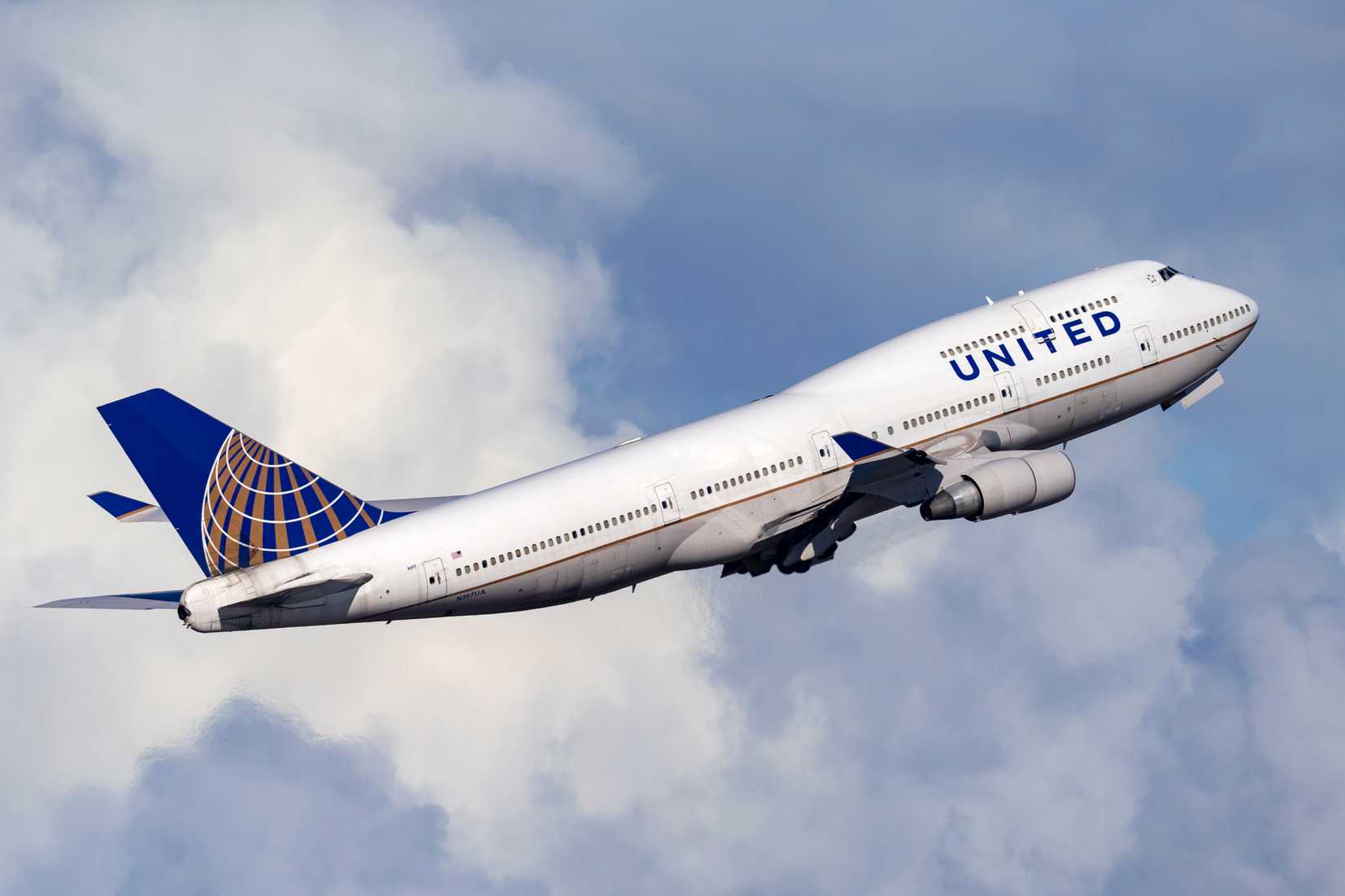United Airlines Boeing 747-400