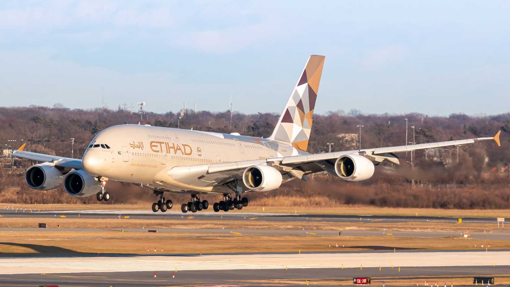 Etihad A380 Landing In New York