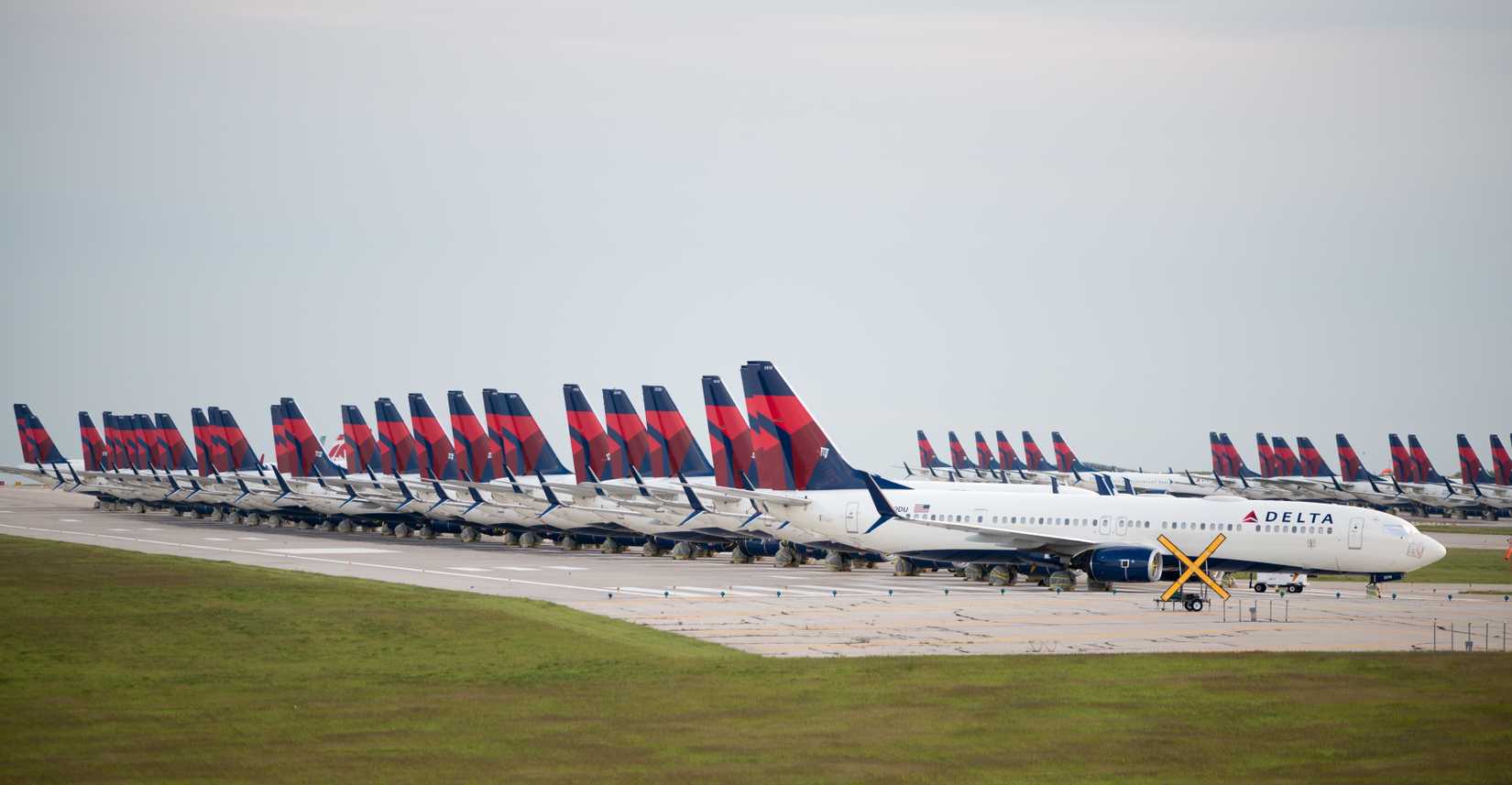 Delta Air Lines Boeing 737s Parked