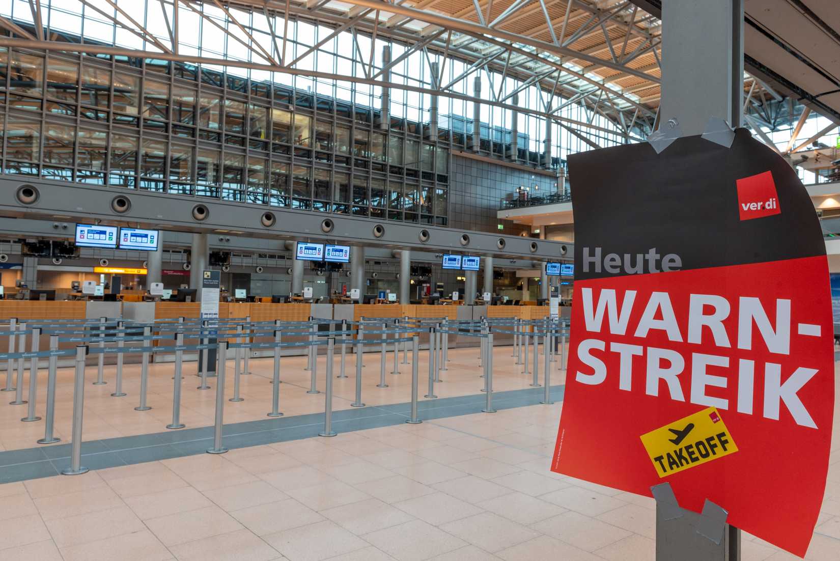 Verdi Strike Notice In Airport Terminal
