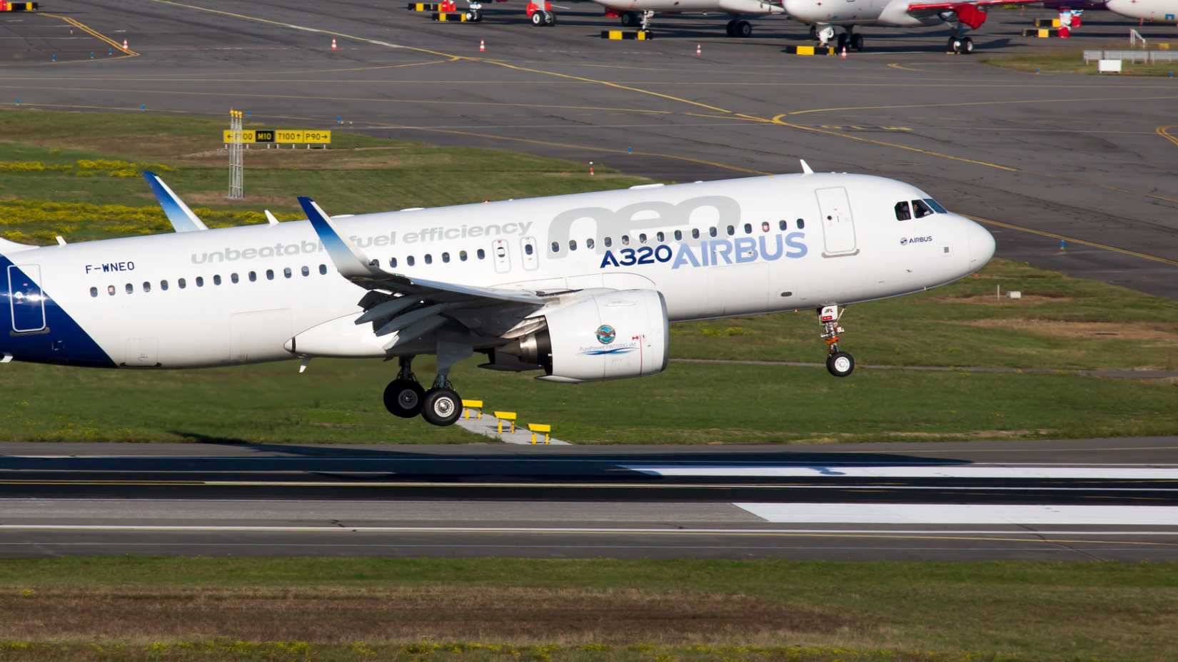 Airbus A320neo Prototype Landing