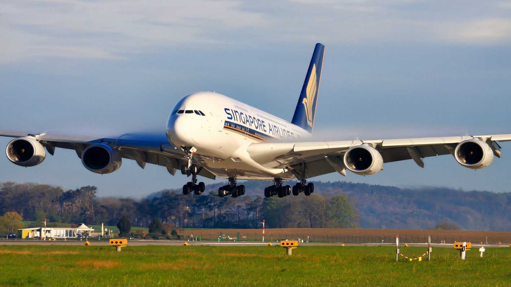 Singapore Airlines A380 about to touch down