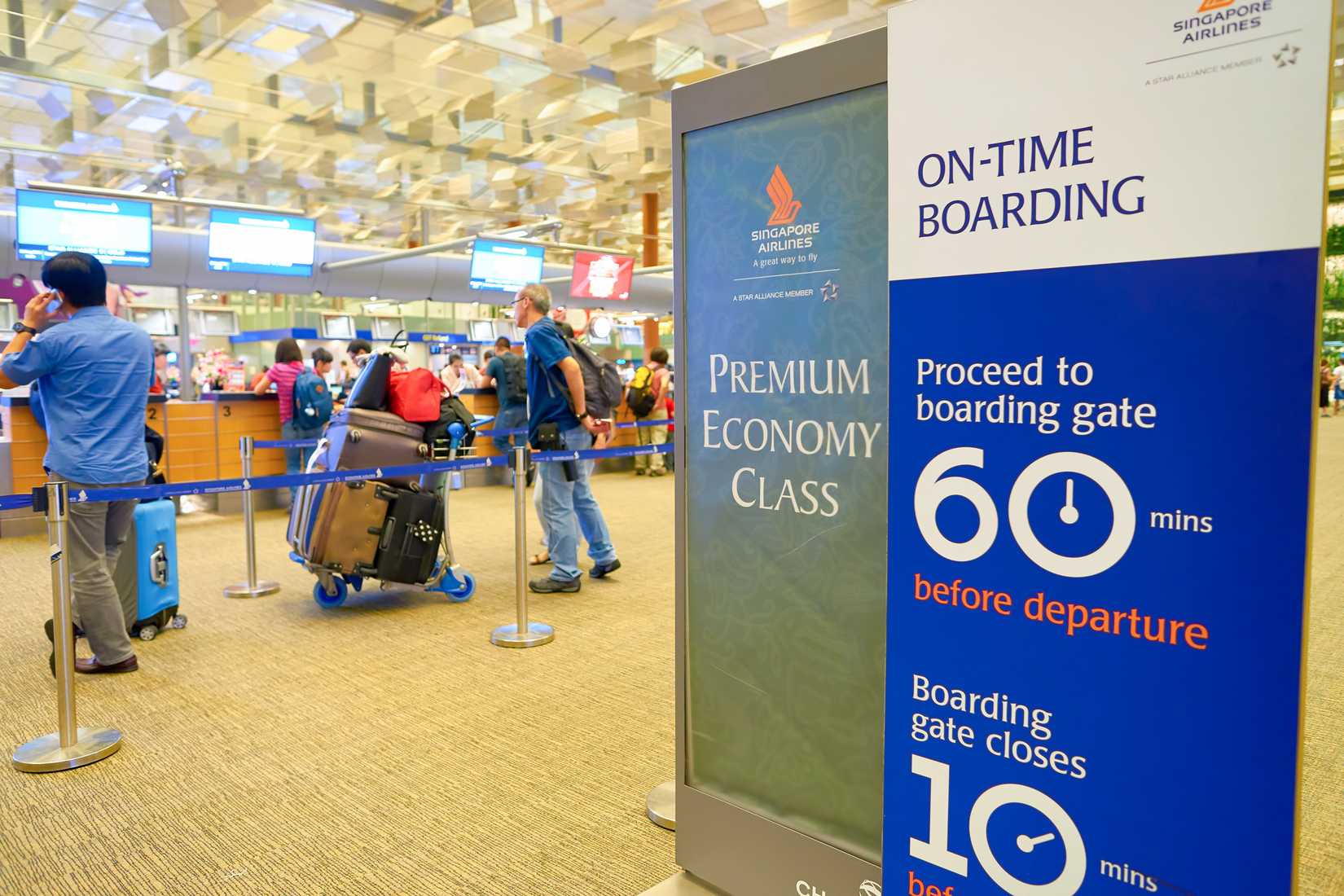 Singapore Airlines Premium Economy Check In Lane At Airport