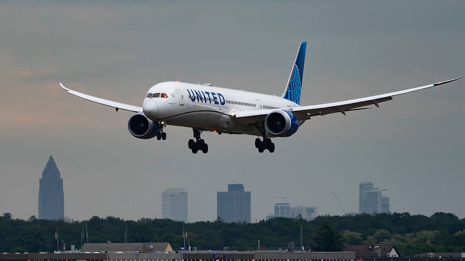 787u Will The Boeing 787 Become The Best-Selling Widebody Of All Time?