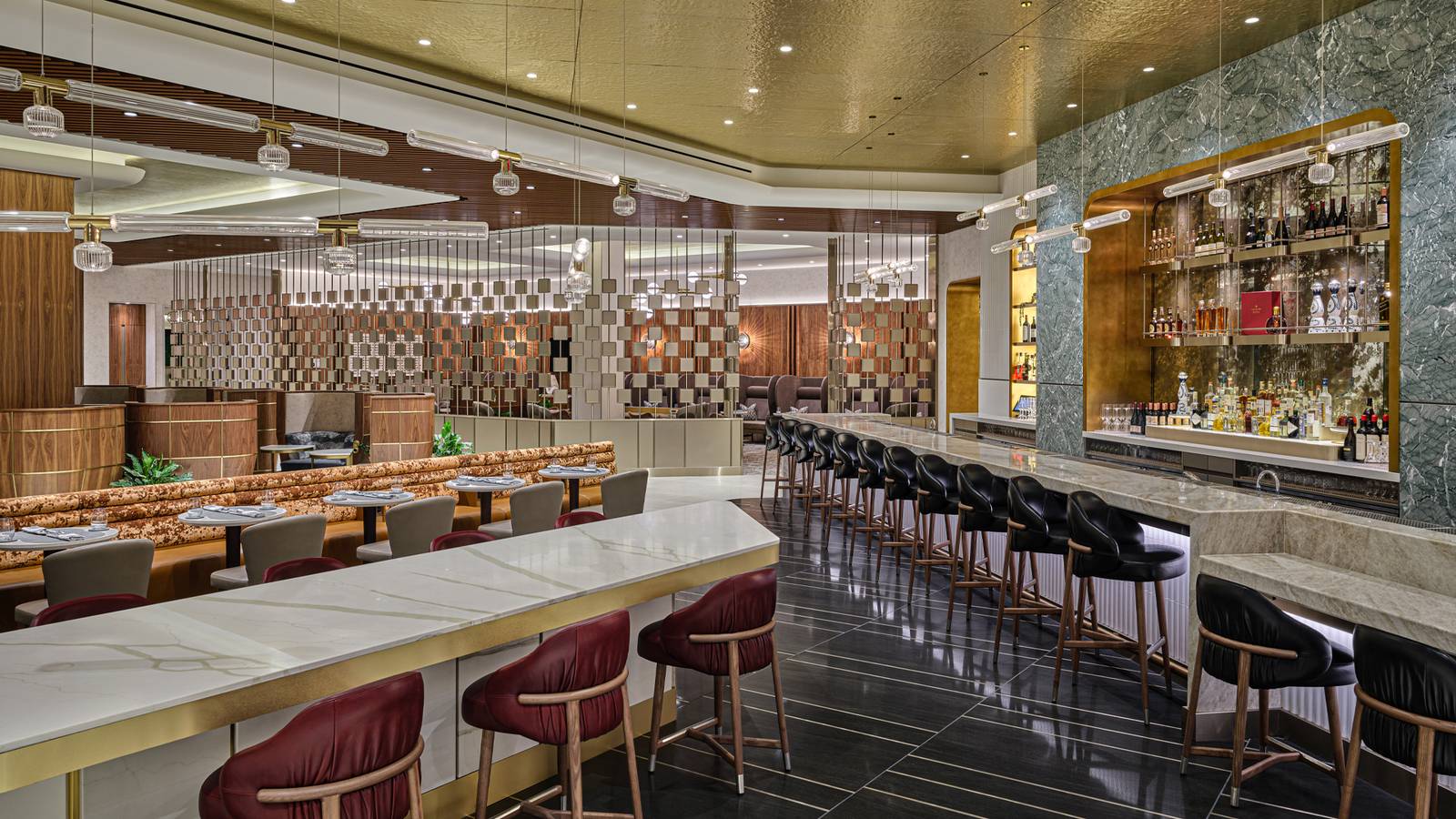 Which West Coast Airport Has The Best Airline Lounges?