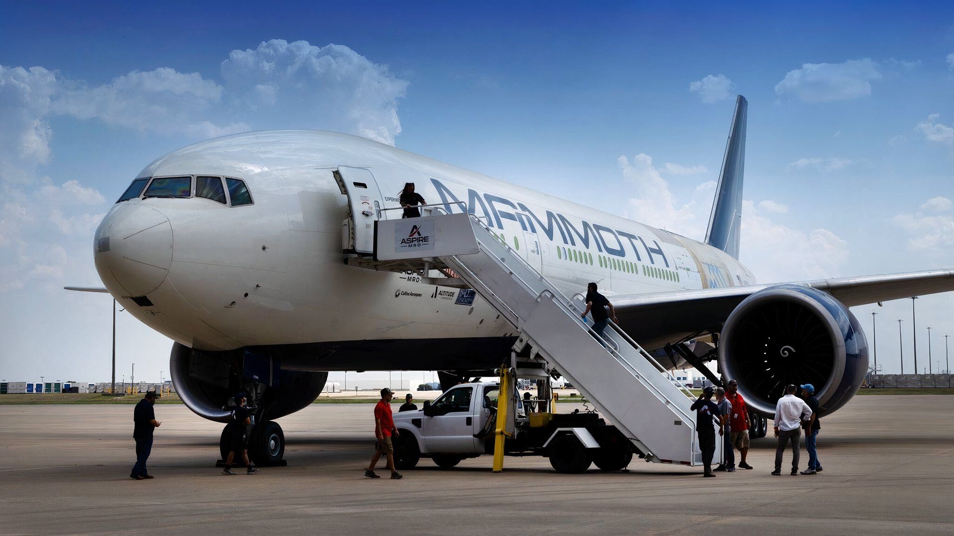 FAA Certifies Mammoth’s Boeing 777-200LR For Cargo Conversion