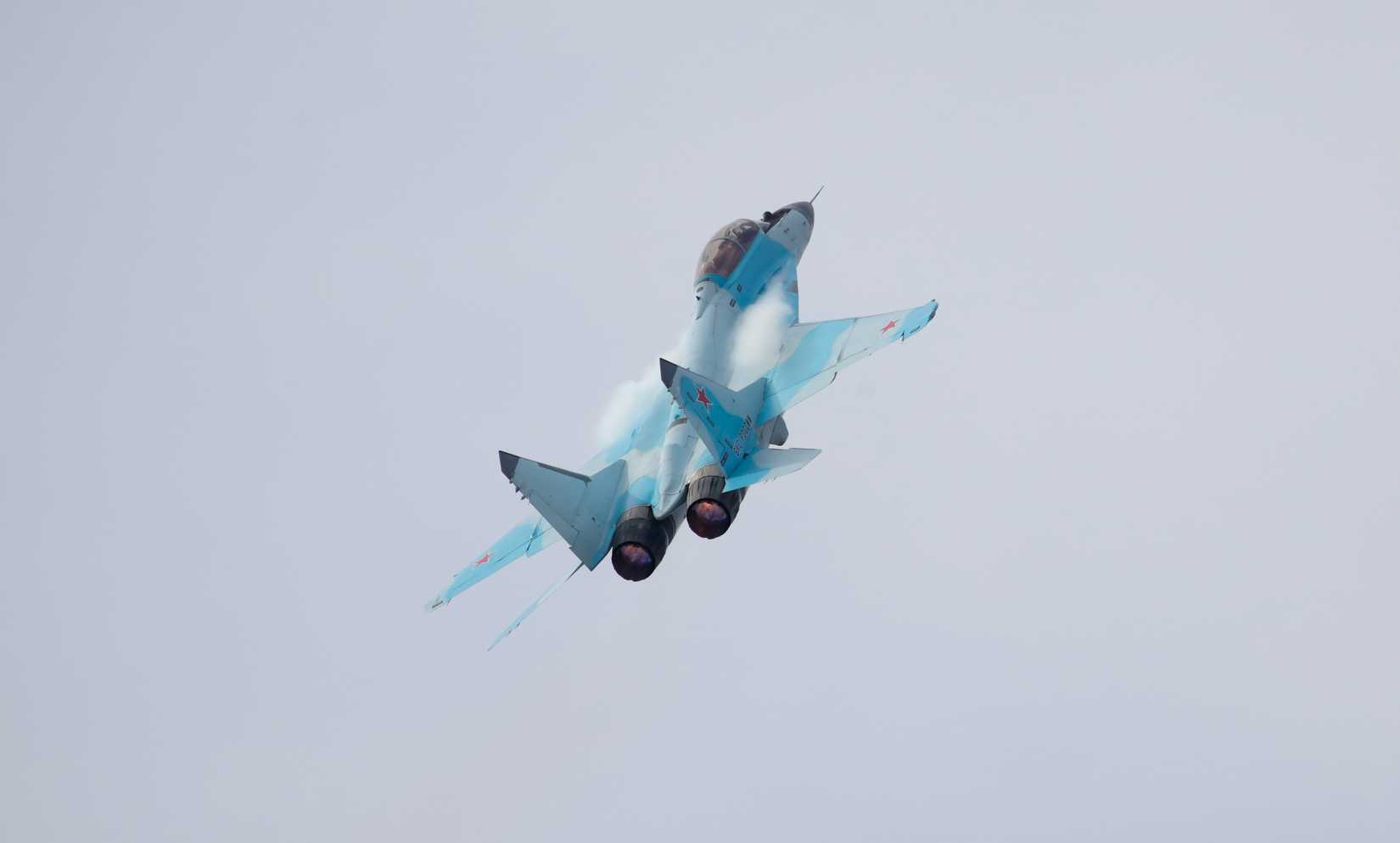 A demonstration flight of Mikoyan MiG-35 (Fulcrum-F), International aviation and space salon (MAKS).