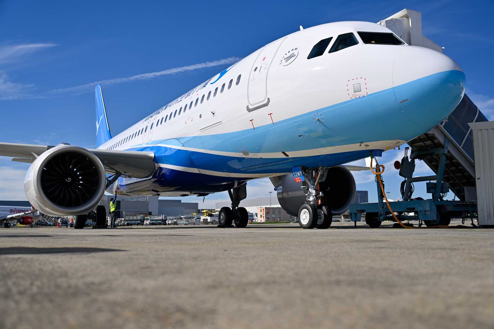 A320neo Xiamen Airlines MSN12708 Beauty Shots