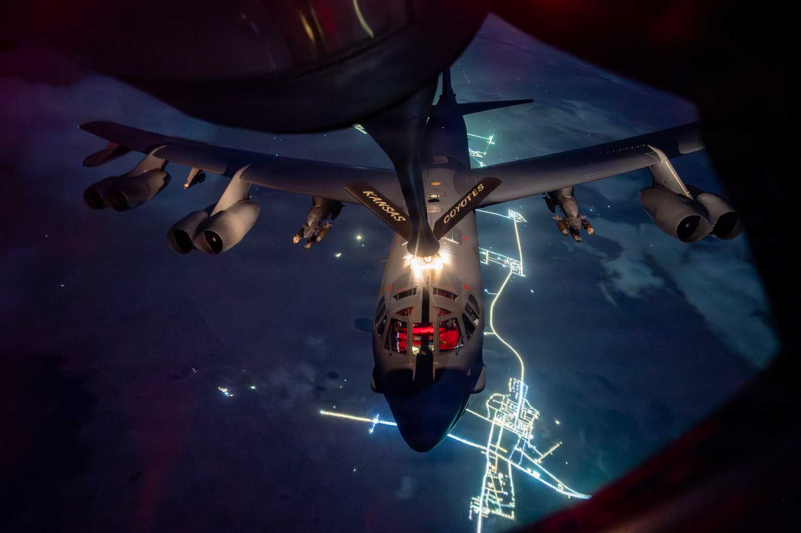Air Force B-52 Stratofortress aircraft refuels from a KC-135 Stratotanker aircraft over the U.S. Central Command area of responsibility during Operation Epic Fury, March 26, 2026.