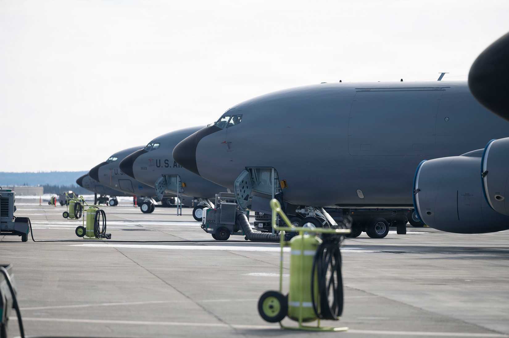 Why Does The US Air Force Still Rely On The KC-135 Stratotanker?