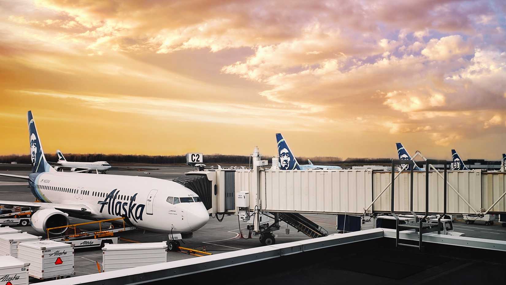 Anchorage Airport Alaska Airlines 737 aircraft parked