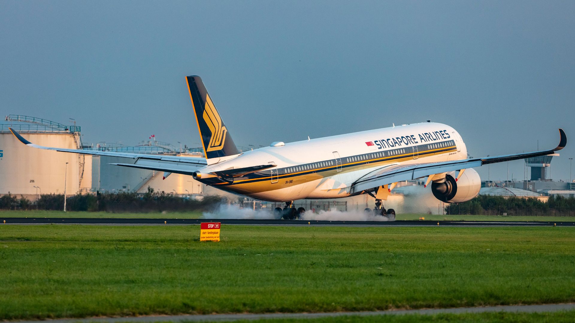 At Maximum Range, This Is What Pushes Aircraft Like The Airbus A350 To Their Limits