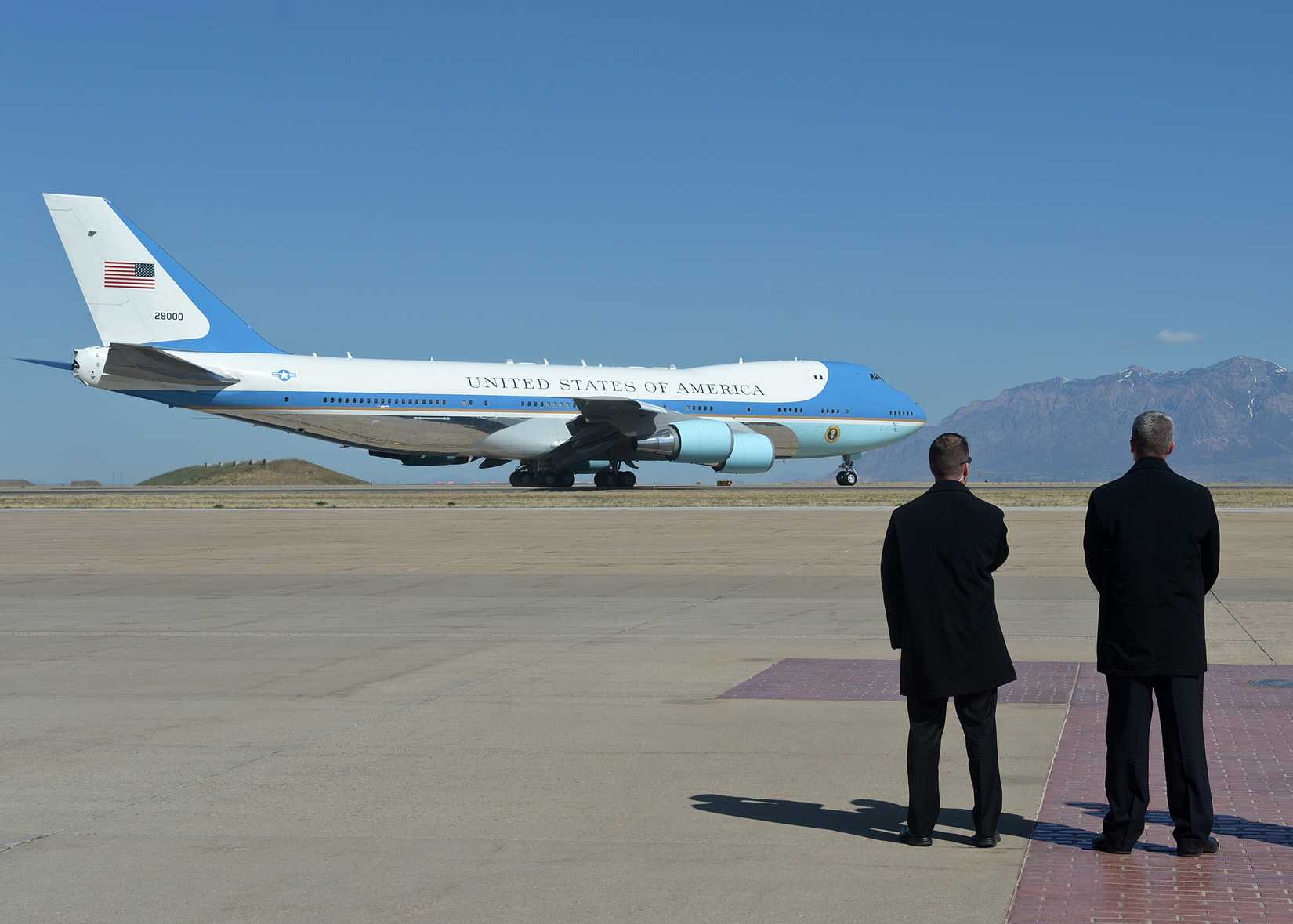 Boeing VC-25 with President Barack Obama onboard taxis out for departure from Hill Air Force Base, Utah.