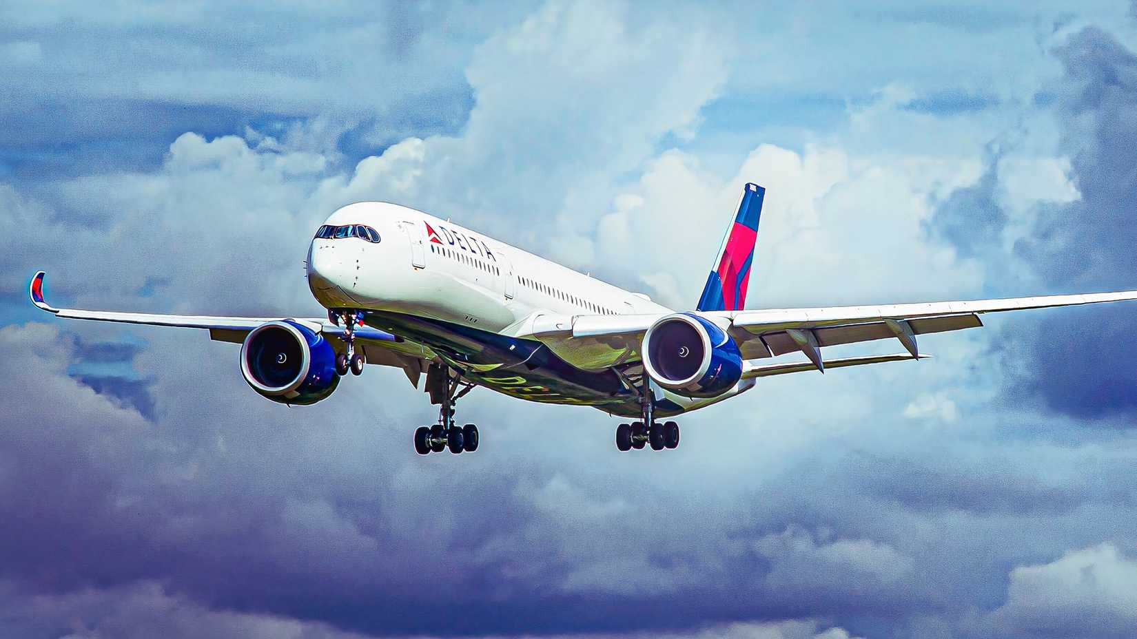 Delta Air Lines Airbus A350 on final approach