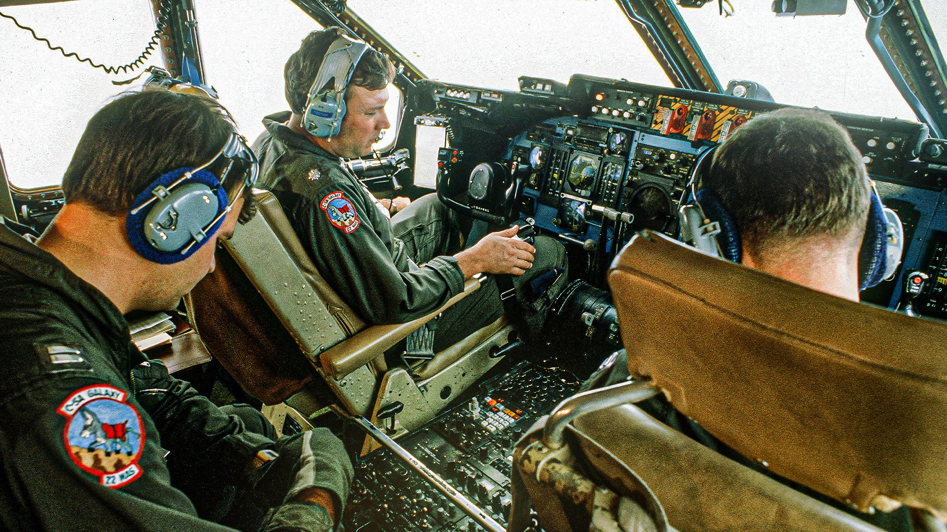 C-5M Galaxy Upgraded With Glass Cockpit After 50 Years