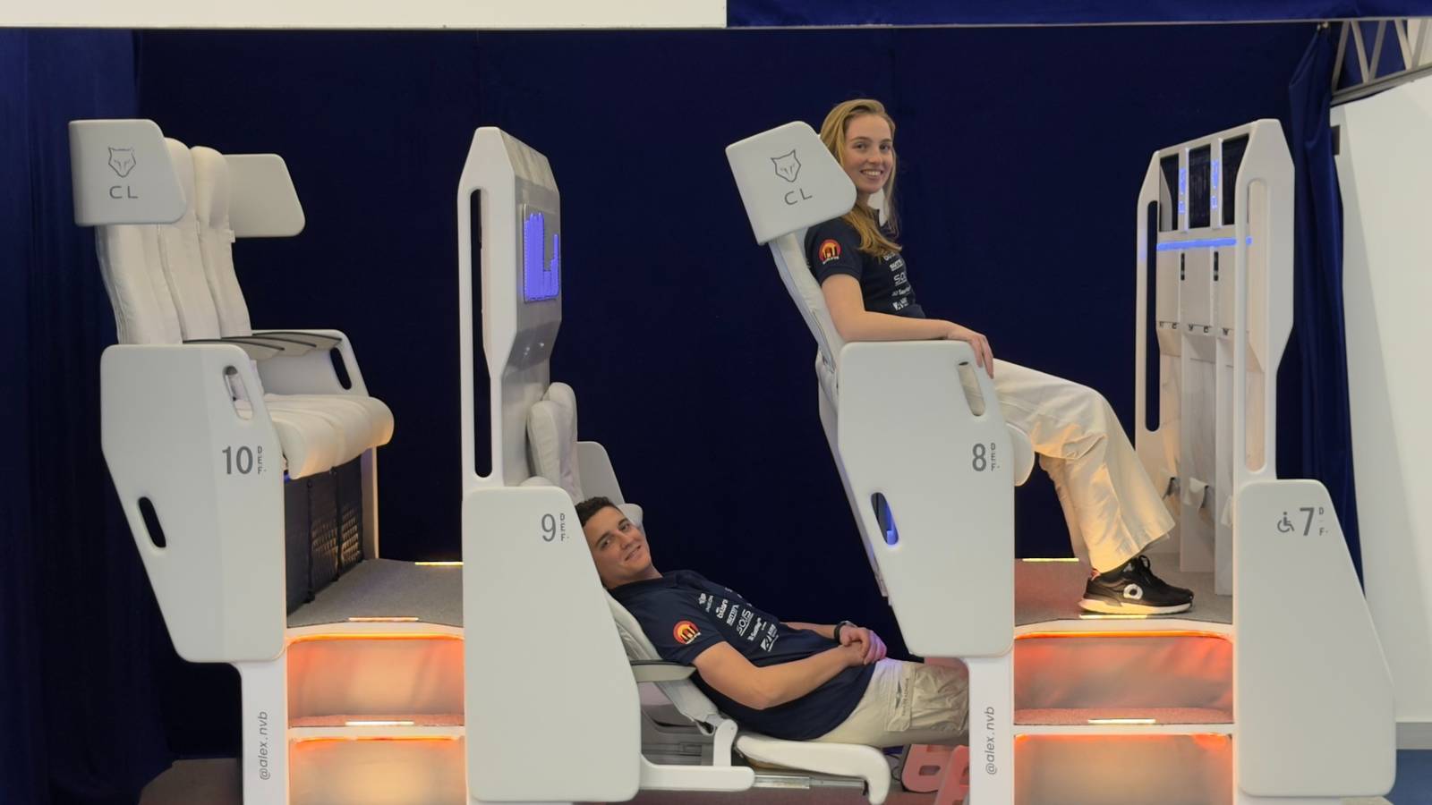 Business Class Comfort For An Economy Price? The Two-Level Design Aiming For The Airbus A350