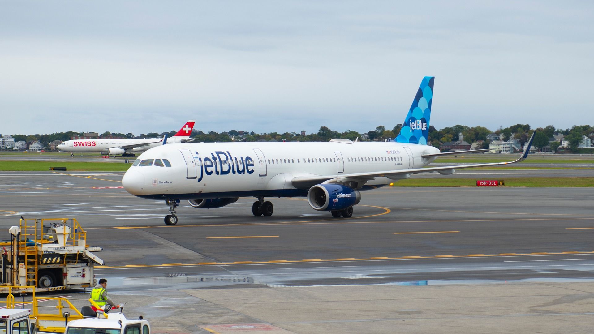 Cabin Odor Forces RedEye JetBlue Flight To Divert To Chicago