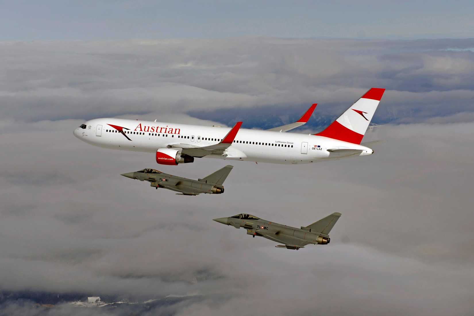 Passenger aircraft interception emergency training in Austria