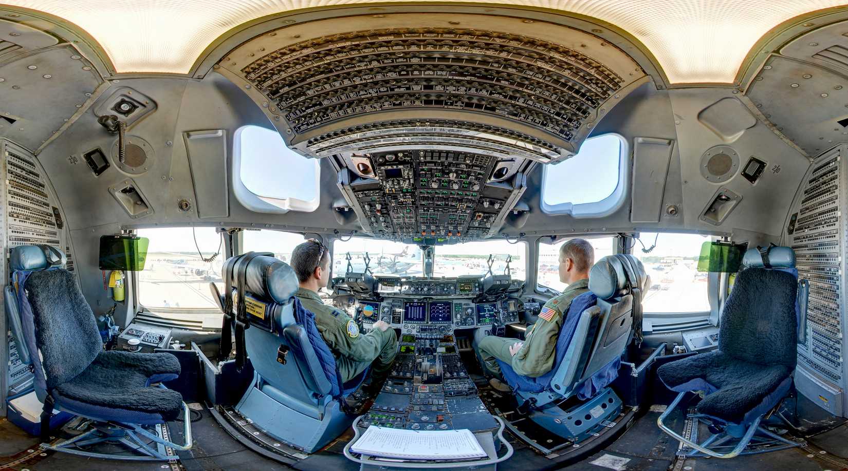 C-17 Globemaster III cockpit