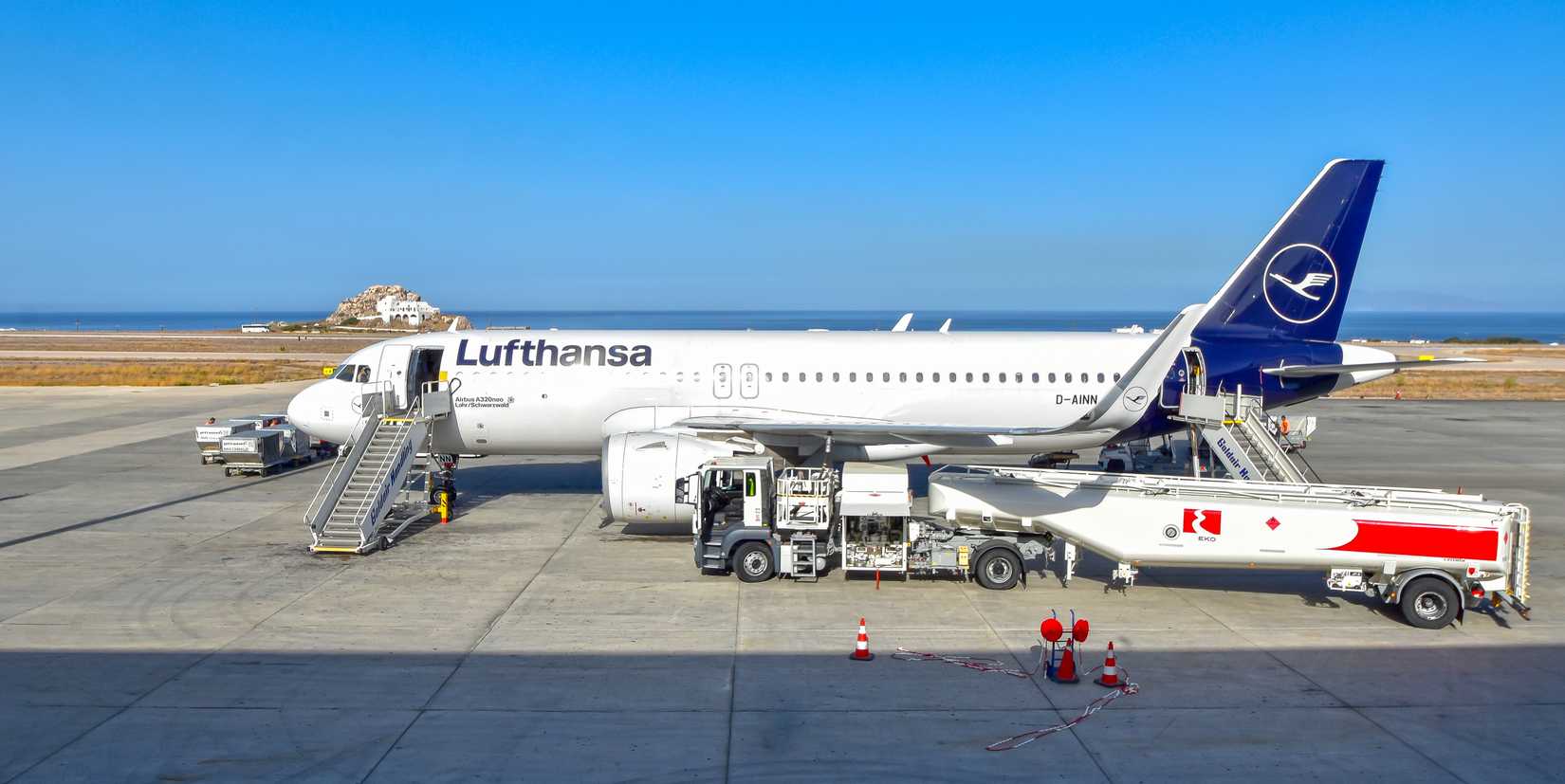Lufthansa A320 Refuel