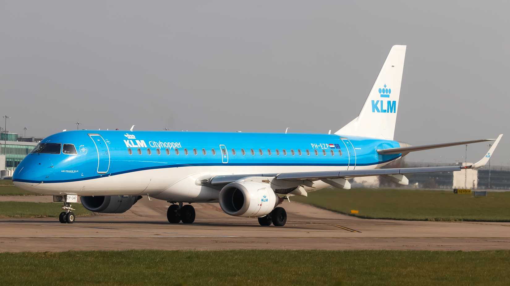 KLM E-Jet Taxiing